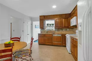 11 Beverly Pl, Larchmont, NY 10538 - Photo 8