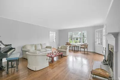 11 Beverly Place, Larchmont, NY 10538 - Photo 12