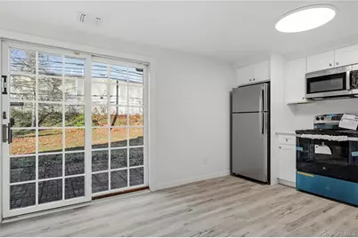 231 Sunflower Lane, Islandia, NY 11749 - Photo 10