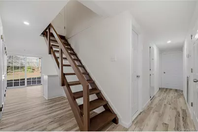 231 Sunflower Lane, Islandia, NY 11749 - Photo 6