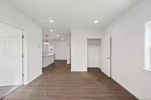 227 4th Ave, Bay Shore, NY 11706 - Photo 16