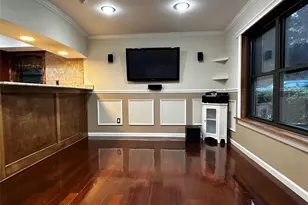 128 Bailey Ct, Middle Island, NY 11953 - Photo 10