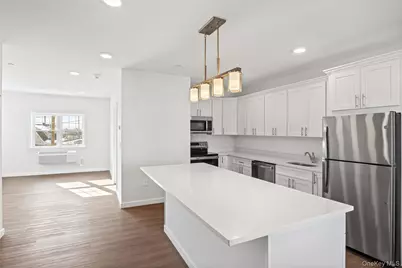 227 4th Avenue #302B, Bay Shore, NY 11706 - Photo 6