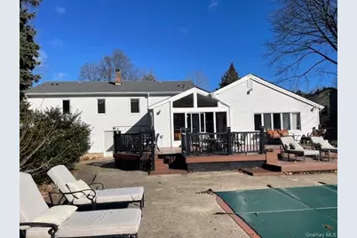 22 Emerald Lane, South Huntington, NY 11746 - Photo 4