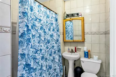 102-18 Radcliff Avenue, Corona, NY 11368 - Photo 32