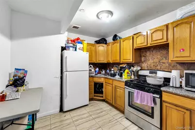 102-18 Radcliff Avenue, Corona, NY 11368 - Photo 30