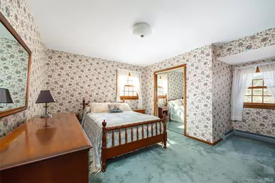 4 McAllister Drive, Pleasant Valley, NY 12569 - Photo 18