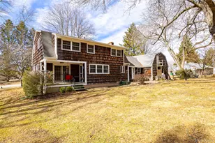 4 Mcallister Dr, Pleasant Valley, NY 12569 - Photo 26