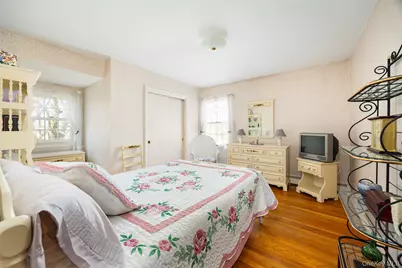 4 McAllister Drive, Pleasant Valley, NY 12569 - Photo 14