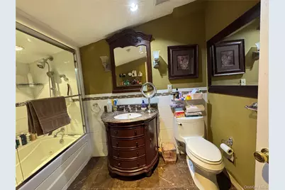 9 Harper Court, Bronx, NY 10466 - Photo 12