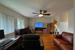 9 Harper Ct, Bronx, NY 10466 - Photo 8