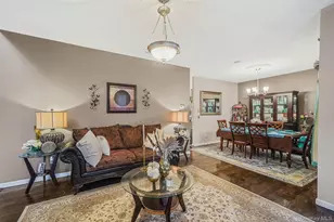 9 Paddock Ln, Medford, NY 11763 - Photo 6