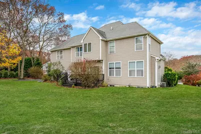 9 Paddock Lane, Medford, NY 11763 - Photo 46