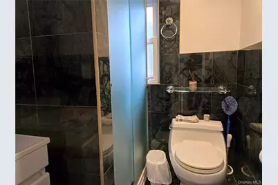 183 N Cottage Street, Valley Stream, NY 11580 - Photo 12