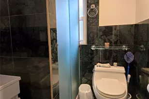 183 N Cottage St, Valley Stream, NY 11580 - Photo 12