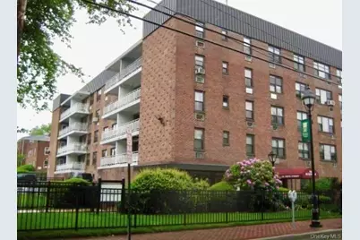 124 Smith Street #3B, Freeport, NY 11520 - Photo 1