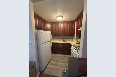 124 Smith Street #3B, Freeport, NY 11520 - Photo 2