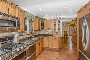 23-14 205th St, Bayside, NY 11360 - Photo 12