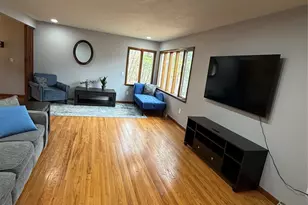 11 Square Woods Dr, Lagrangeville, NY 12540 - Photo 12