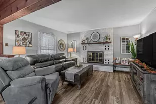 140 Jerusalem Ave, Levittown, NY 11756 - Photo 6