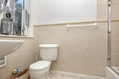 5 Bagatelle Road, Dix Hills, NY 11746 - Photo 18