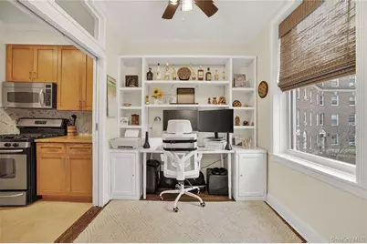 445 Gramatan Avenue #EB3, Mount Vernon, NY 10552 - Photo 2