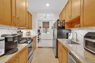 445 Gramatan Ave, Mount Vernon, NY 10552 - Photo 4