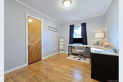 39 Anna Street, Bay Shore, NY 11706 - Photo 14