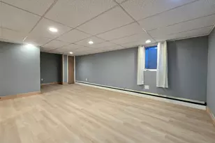 39 Anna St, Bay Shore, NY 11706 - Photo 18