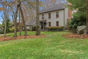 73 Farm Rd N, Wading River, NY 11792 - Photo 2