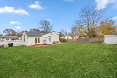 20 Laurie Road, Brentwood, NY 11717 - Photo 26