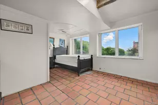 69 Cornwells Beach Rd, Sands Point, NY 11050 - Photo 10