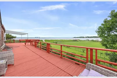 69 Cornwells Beach Road, Sands Point, NY 11050 - Photo 30