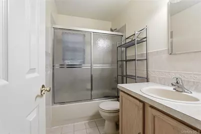 163 Surf Drive, Bronx, NY 10473 - Photo 20