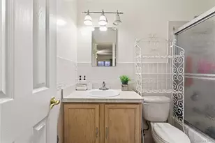 163 Surf Dr, Bronx, NY 10473 - Photo 30