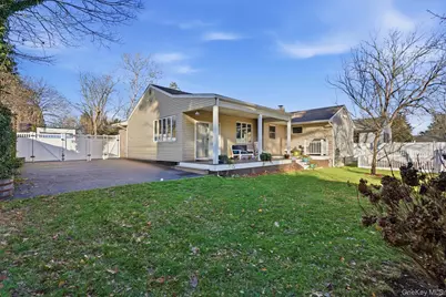 34 Weston Street, Huntington Station, NY 11746 - Photo 22