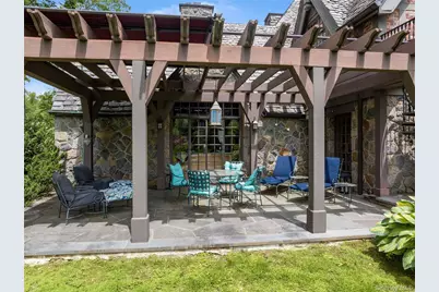 294 Sterling Road, Harrison, NY 10528 - Photo 16