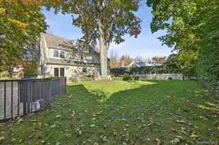 136 Locust St, Garden City, NY 11530 - Photo 38