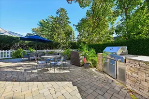 136 Locust St, Garden City, NY 11530 - Photo 34