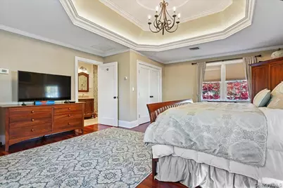 136 Locust Street, Garden City, NY 11530 - Photo 18