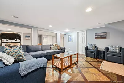 136 Locust Street, Garden City, NY 11530 - Photo 28