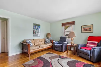 7 Elsa Avenue, Pleasantville, NY 10570 - Photo 4