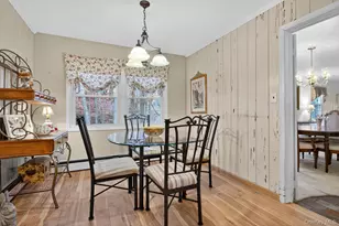 25 Shelbourne Ln, Stony Brook, NY 11790 - Photo 12