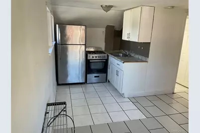 173-18 143rd Road, Jamaica, NY 11434 - Photo 4