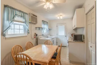 10 Grand Street, Smithtown, NY 11787 - Photo 8