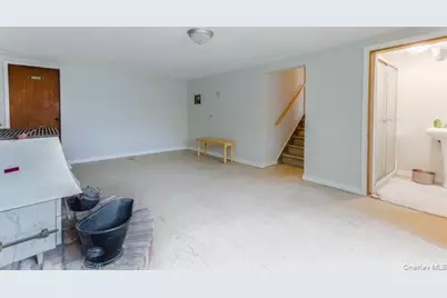 10 Grand Street, Smithtown, NY 11787 - Photo 18