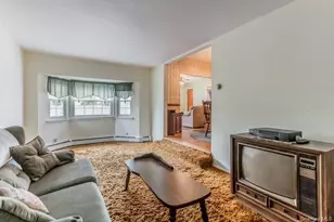 10 Grand St, Smithtown, NY 11787 - Photo 12