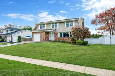 106 Fifty Acre Road S, Smithtown, NY 11787 - Photo 28