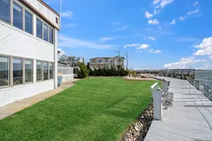 49 S Bay Ave, Amityville, NY 11701 - Photo 30