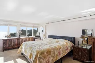 49 S Bay Ave, Amityville, NY 11701 - Photo 22